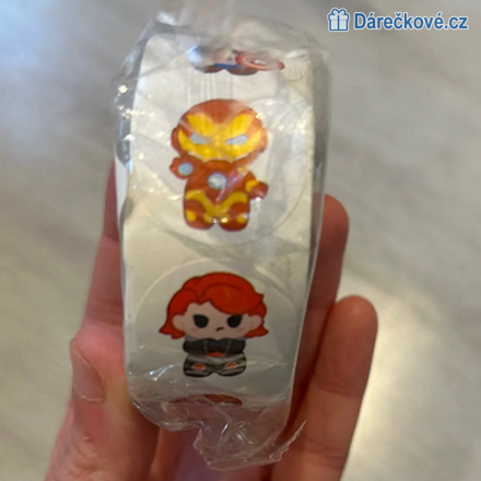 500 ks samolepek Avengers