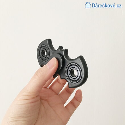 Populární antistresová hračka Fidget spinner ve tvaru Batman